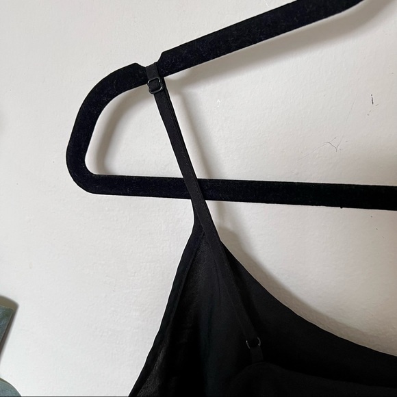 💚 DKNYC Tank Top - Picture 9 of 13